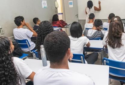 Comissão de Procuradores da PGE-RJ Participou da Elaboração da Lei que Autoriza a Contratação Temporária de Professores