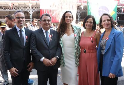 CBMERJ Condecora Procurador-Geral do Estado e Procuradores com a Medalha Mérito Avante Bombeiro