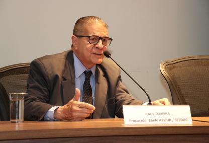 Procurador Raul Teixeira