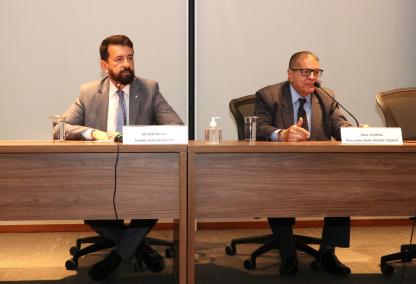 Medalha Degase - Secretário Victor Poubel e Procurador Raul Teixeira