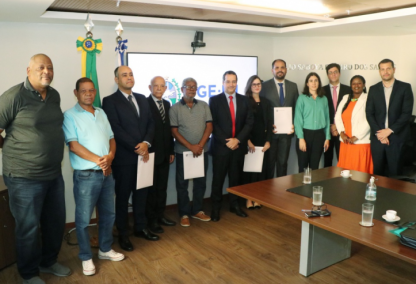PGE-RJ promove acordo para pagar reajuste de salário de trabalhadores da Central Logística