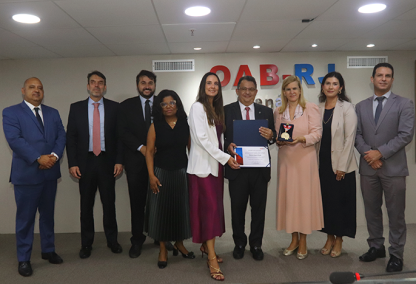 Procurador-Geral do Estado do Rio de Janeiro recebe Medalha Evandro Lins e Silva, da OAB-RJ