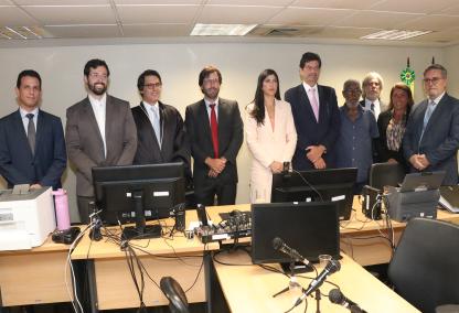 PGE-RJ participa de audiência de homologação do novo operador do sistema de trens urbanos