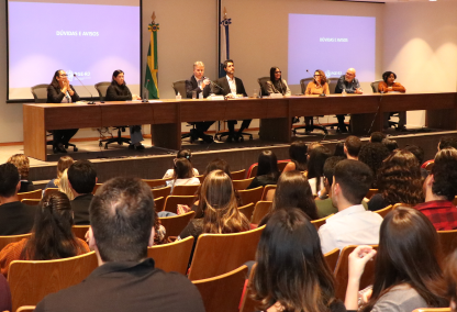 Centro de Estudos Jurídicos da PGE-RJ realiza reunião com Residentes Jurídicos da instituição