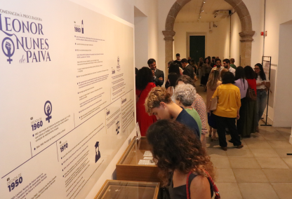 PGE-RJ homenageia a aposentadoria de Leonor Nunes de Paiva com exposição dedicada à sua trajetória